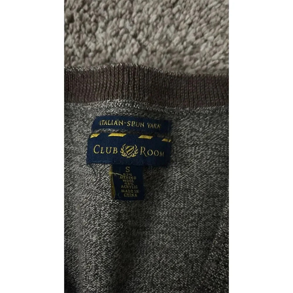 Club Room Men's V-Neck Pullover Sweater Gray Long Sleeve Size S Casual - Picture 2 of 3